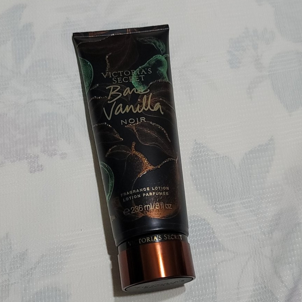 Victoria's Secret Bare Vanilla Noir